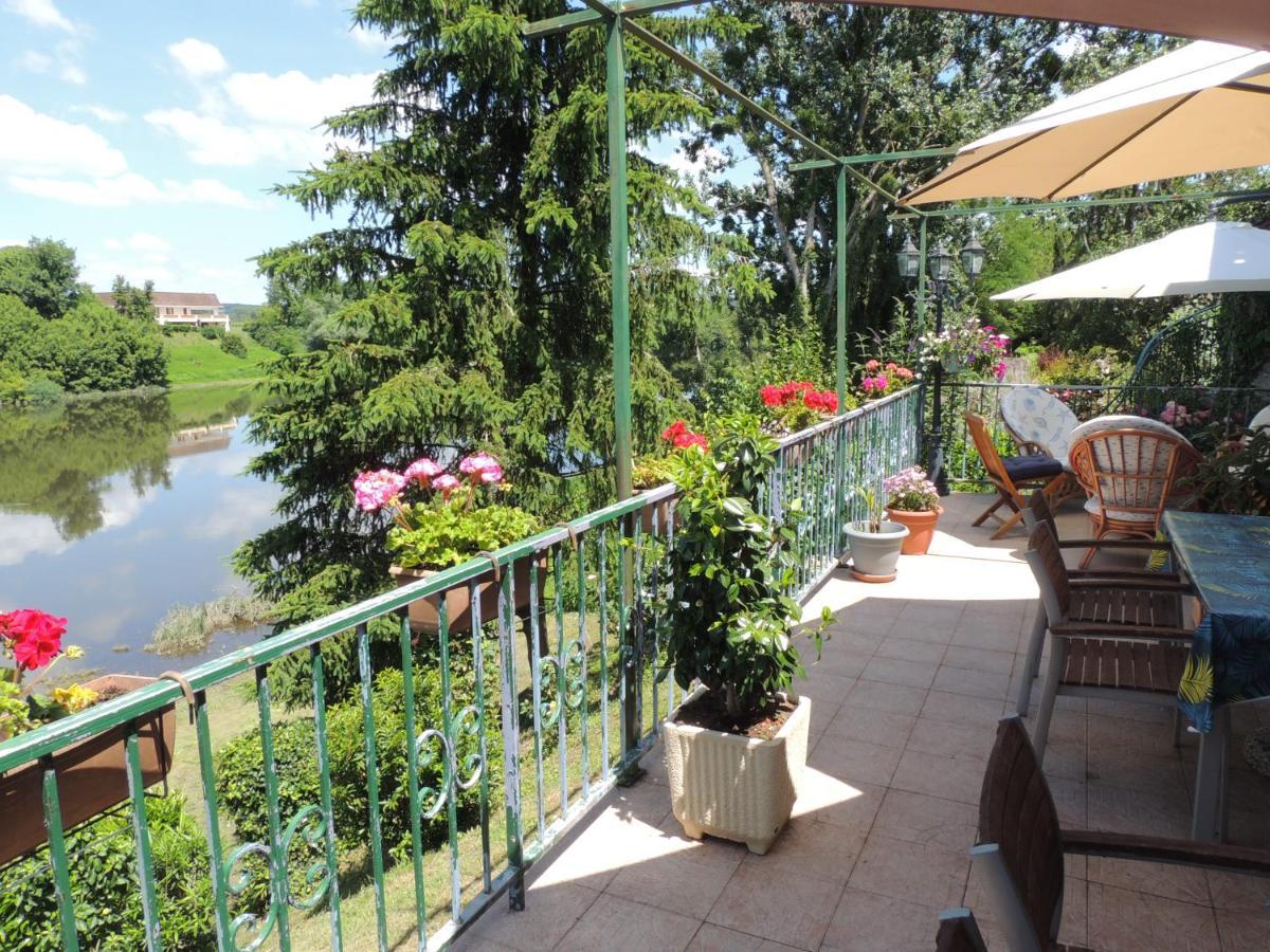 Bed and Breakfast Le Jardin Des Cygnes Pineuilh Экстерьер фото
