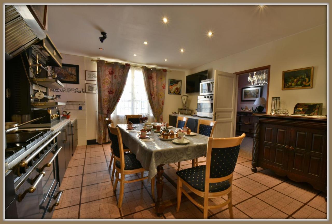 Bed and Breakfast Le Jardin Des Cygnes Pineuilh Экстерьер фото